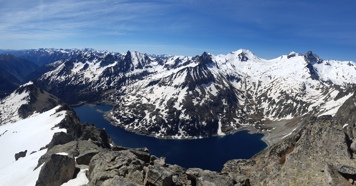 Piau Engaly Et non la saison n est pas finie dans les Pyrénées vidéo