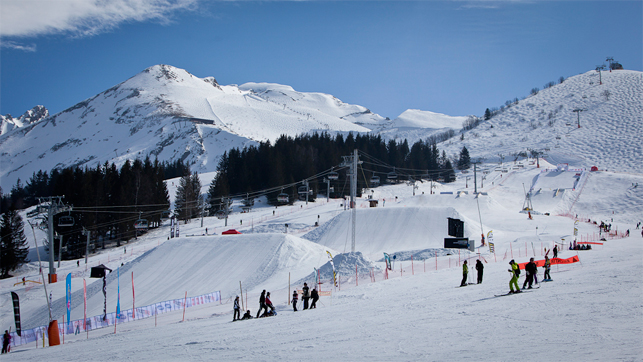 Oscar Wester remporte l&#039;&eacute;tape de la Clusaz et la tourn&eacute;e SFR Tour