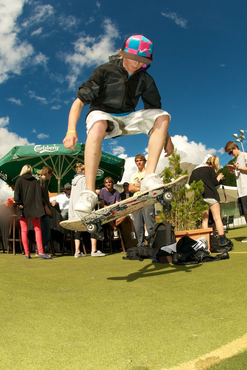 Another Andri's hobbie : skateboarding (ph : Sandra Blaser)