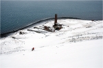 Descente sur les ruines d'une ancienne base de p�cheurs de baleine.