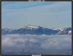 Ceuse au loin au dessus des nuages