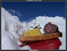 Pain, saucisson et fromage au sommet c'est le pied !!