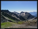 Le Col du Saint Bernard d'où on vient tout en bas