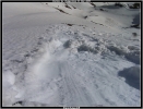 Petite coulée de neige lourde à la descente