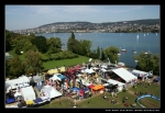 les stands, et le lac