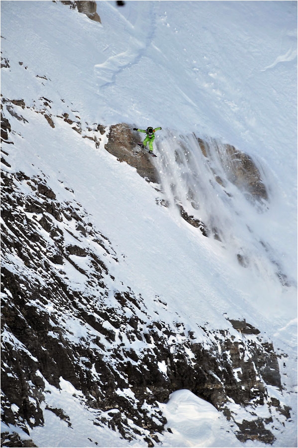 Xavier Delerue, tr&egrave;s tr&egrave;s tr&egrave;s rapide... (photo : Philippe Fragnol/freerideworldtour.com).