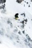 Kaj Zackrisson : vol au dessus d'un champ de ''sharks'' (photo : Christophe Margot/freerideworldtour.com)