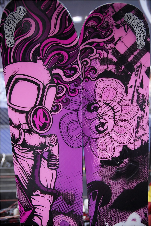 D&eacute;tail du Missbehaved.