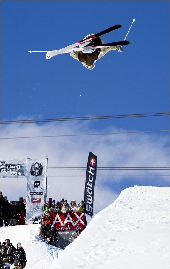 Xavier Bertoni, sur la seconde marche du podium.
