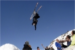 Pierre Guyot en backflip-to-bière