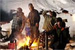 Bière, vin, motoneige, feu, camping. C’est toujours la fête avec Nimbus : Pollard, Ike, Justin et Andy à Mt St-Helens.