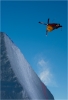 Je ne me lasse jamais de photographier le Maître, JP Auclair en mute grab sur un quarter pipe en Nouvelle-Zélande. Il aime profondément skier et son style n'a pas d'époque.  