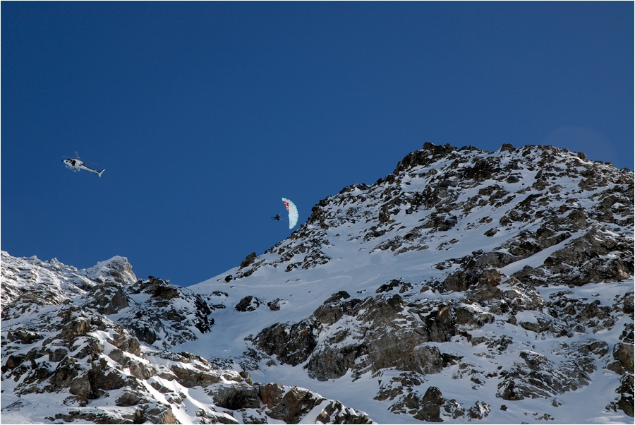 Yohan Est&egrave;ve dans la face de l'&eacute;preuve de freeride.