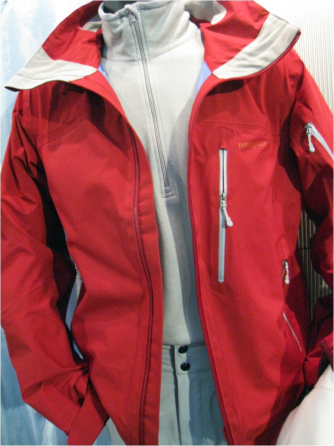 Patagonia : Primo 3 layer.