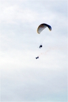 Géraldine quitte Antoine Montant en wingsuit. 