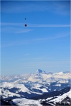 Antoine Montant en infinite tumbling devant les Aravis.