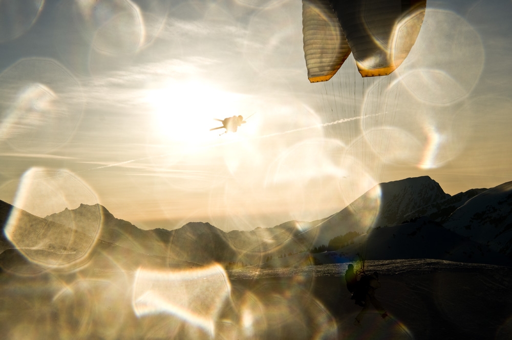 roy kittler tricotte au Chatel Superpark, flipioux filme depuis le parapente