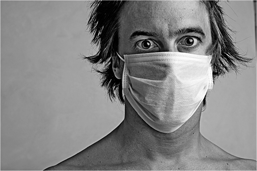 Pierre Guyot en mode : pr&eacute;vention de la grippe porcine.