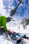Bryce Philips sur la DZ de North Cascads Heli Skiing.