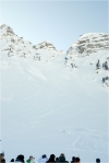La face, vue d'en bas.