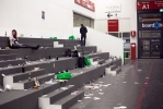 la journée se termine dans le hall snowboard...