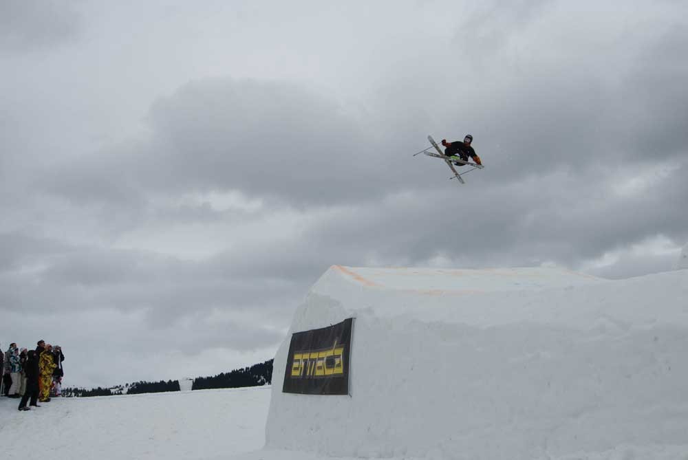 Tribute to the Air