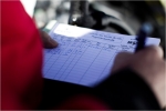 Le carnet de vol où chaque minute passée en l'air est soigneusement consignée.