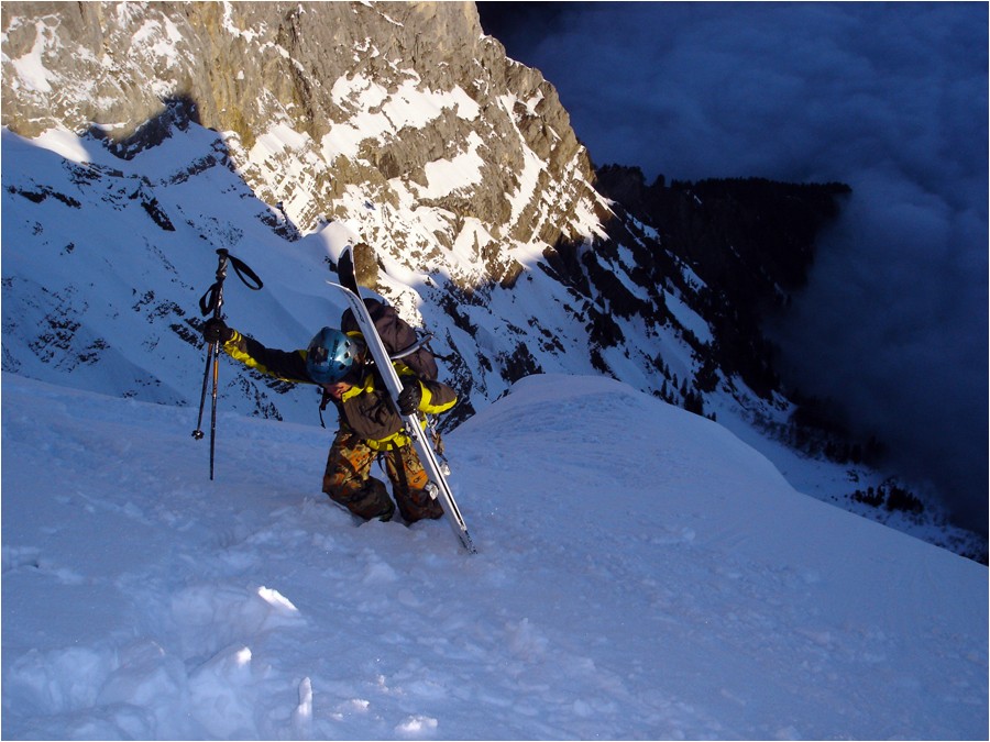 Ski de pente raide dans les Varos
