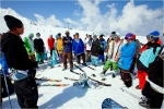 Briefing des riders par Mat Dalin, responsable du park, avant le début de la session.