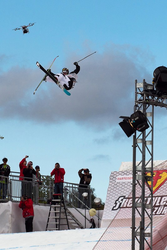 Sammy Carlson dans l'Attaque des Drones