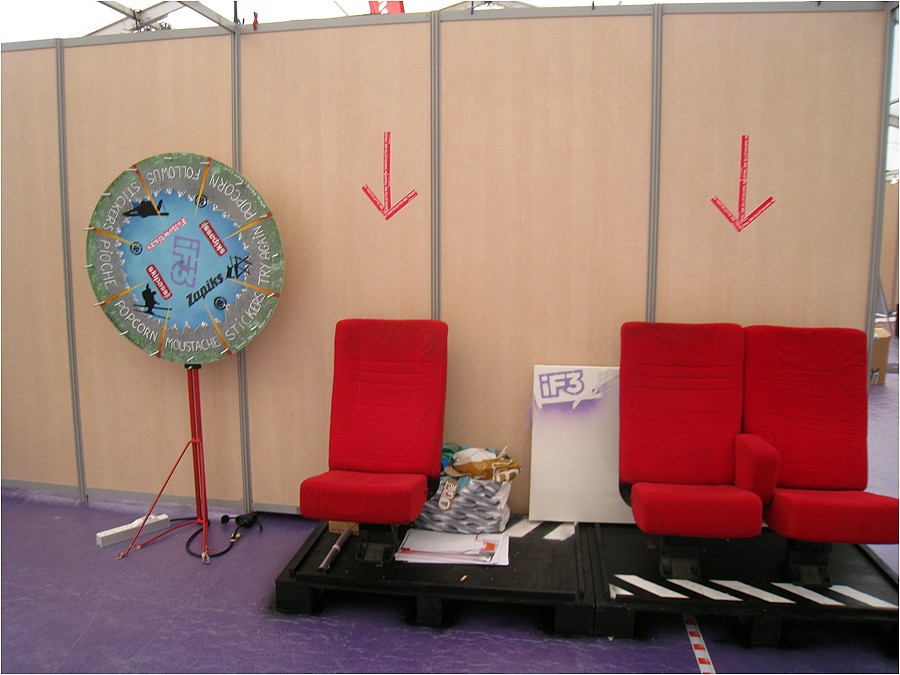 Le stand skipass.com.