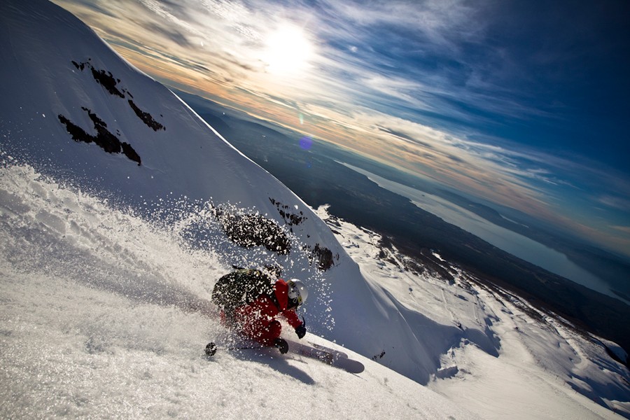 Richard Amacker sur le volcan Pucon 