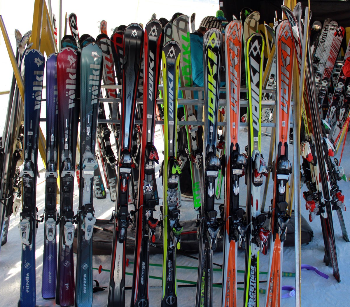 (de g a d) Gammes femme et piste