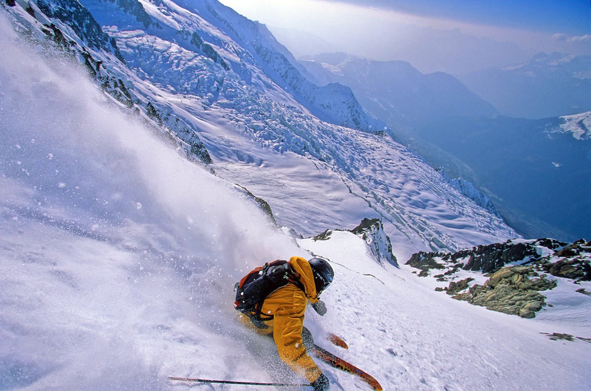 Le couloir des Cosmiques &agrave; Chamonix. La neige n'&eacute;tait pas fantastique mais la vue &eacute;tait magique ! -2003