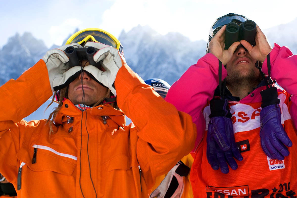 Kaj et Henrik Windstedt rep&egrave;rent leurs lignes sur le Br&eacute;vent, pour la premi&egrave;re &eacute;tape du Freeride World Tour - 2010.