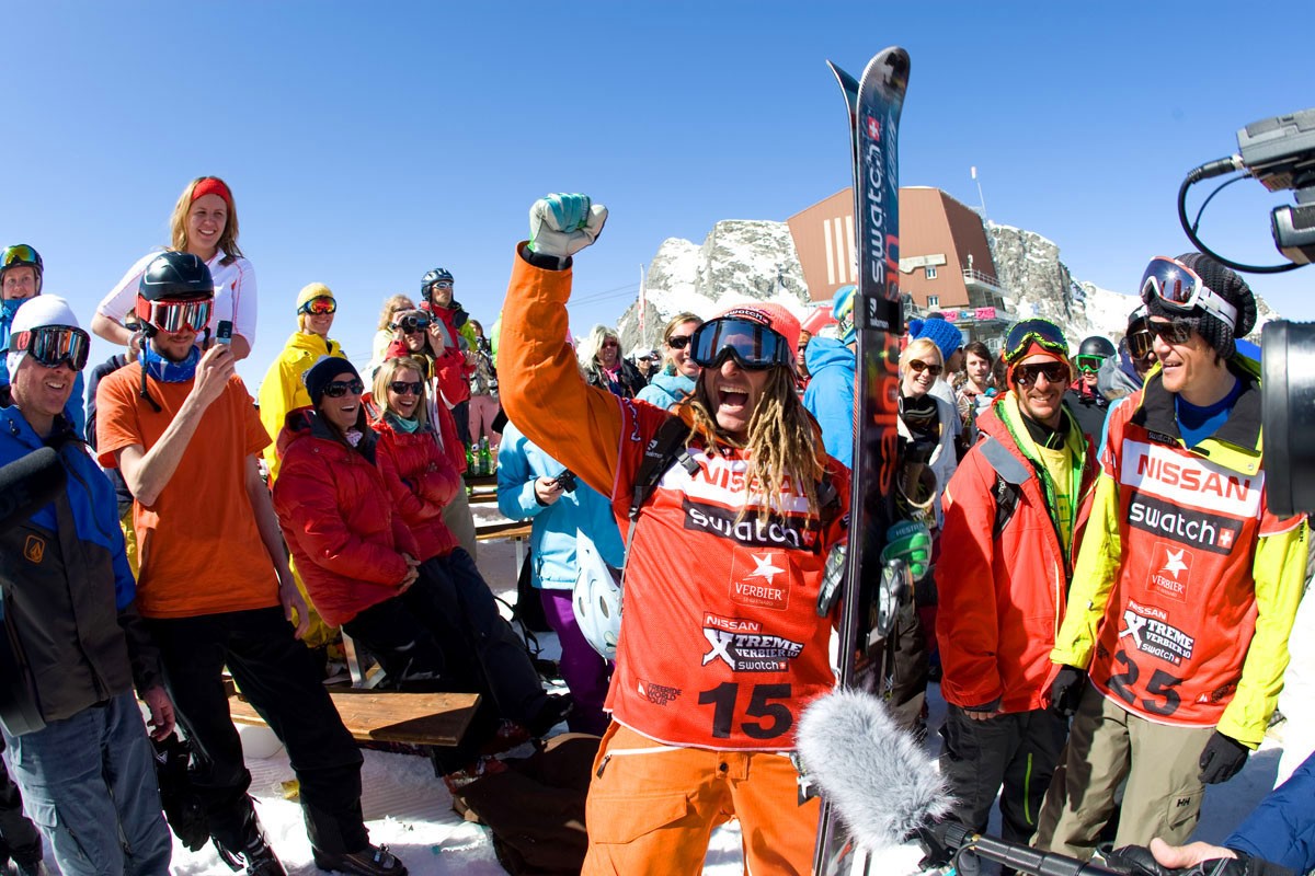 Kaj laisse &eacute;clater sa joie apr&egrave;s l'annonce de sa victoire &agrave; Verbier lors de la finale du FWT - 2010.