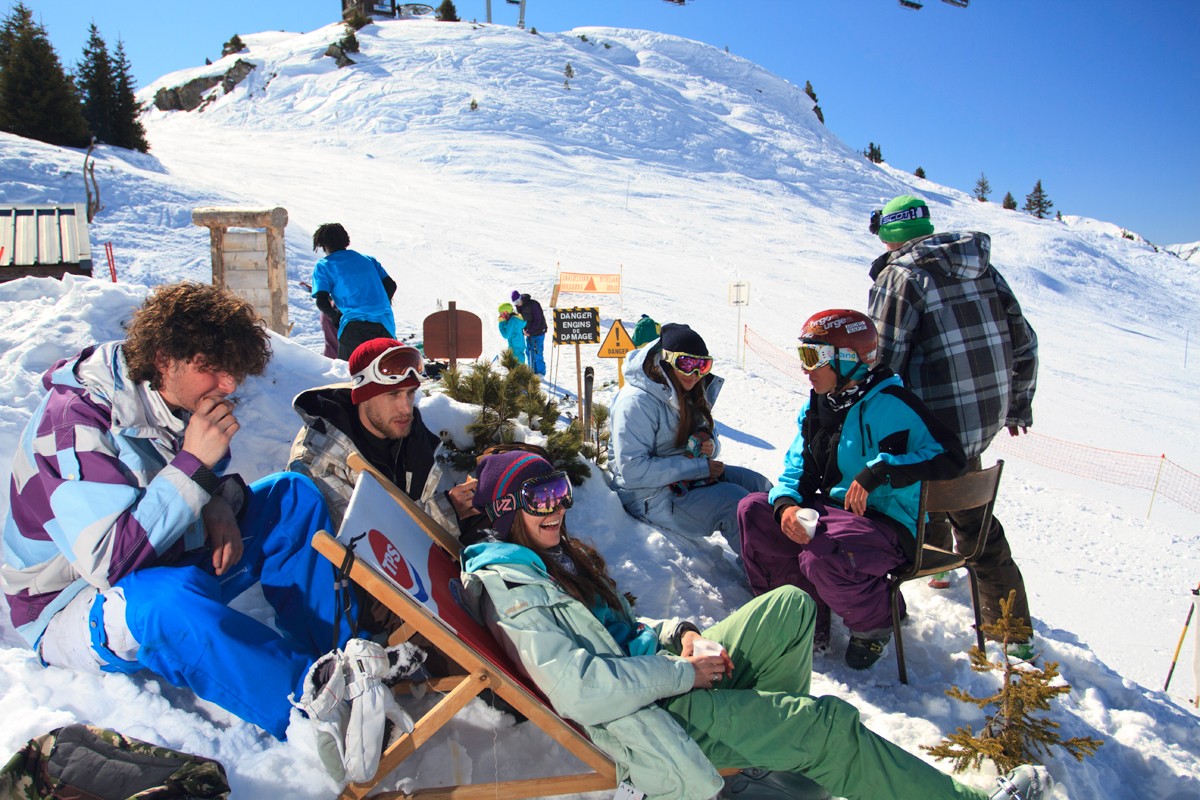 l'&eacute;quipe ride'n'chill qui se restaure
