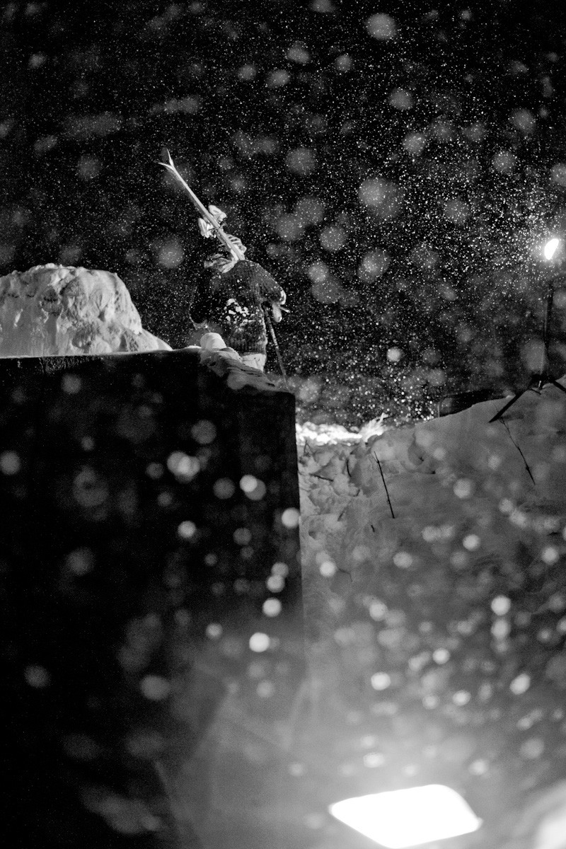 Petite session urbaine de d&eacute;but de saison, Val Thorens. A cette &eacute;poque, il neigeait... 