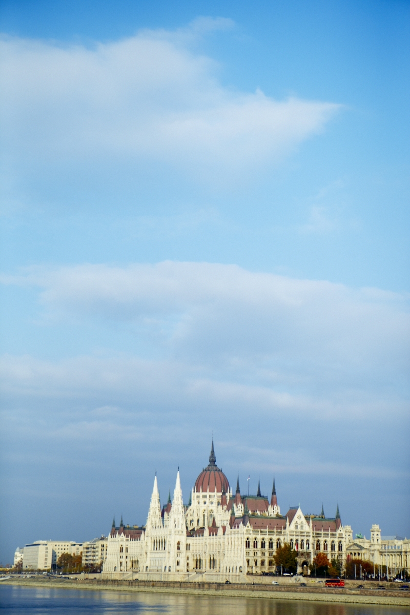 Le parlement .