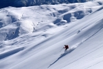 Cajon de Maipo : je fais mes premières traces dans les Andes autour de la station de Lagunillas. Premier jour de beau temps après une tempête de neige.