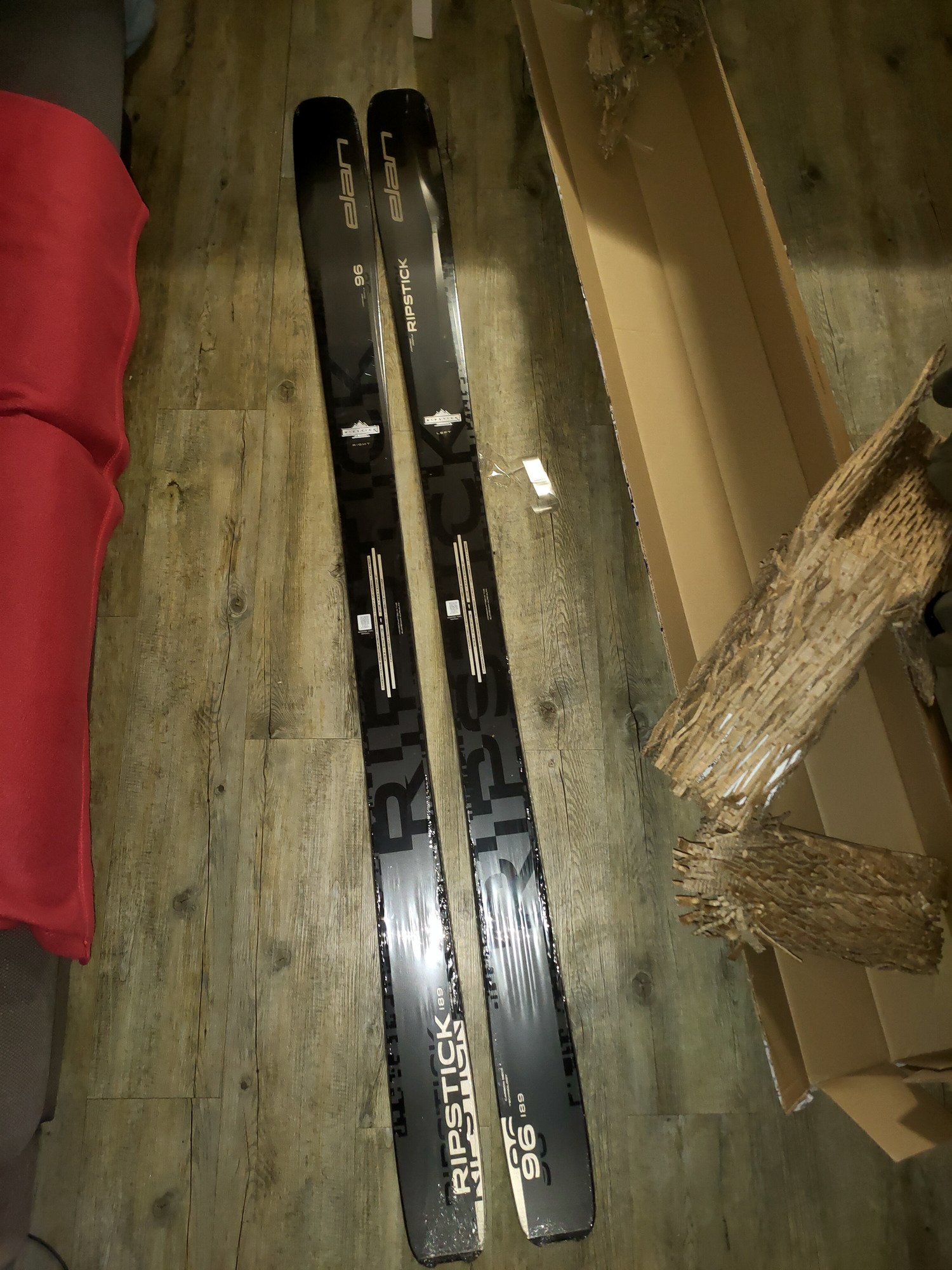 Elan Ripstick 96 Black Edition