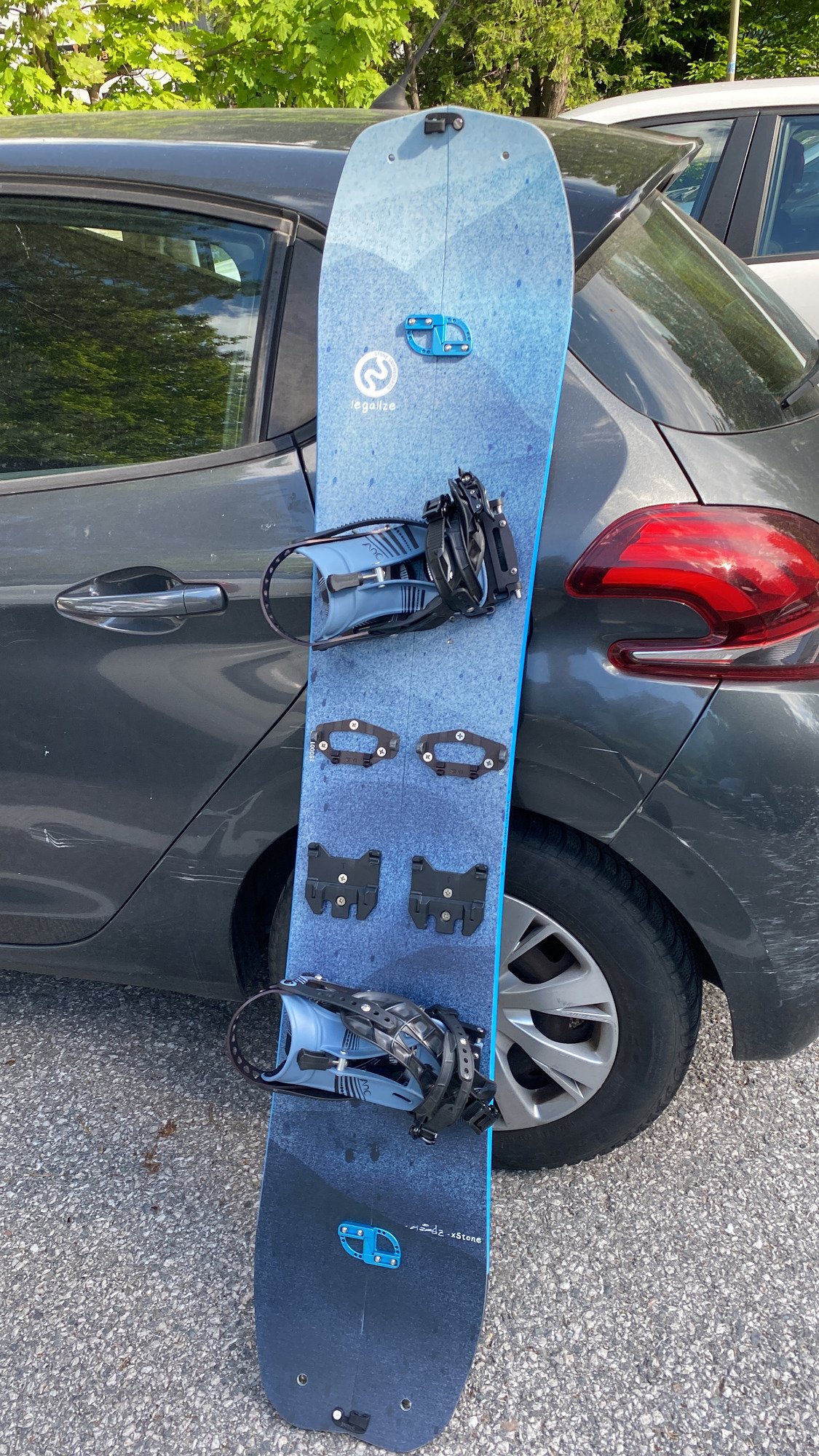 Stone snowboards Legalize