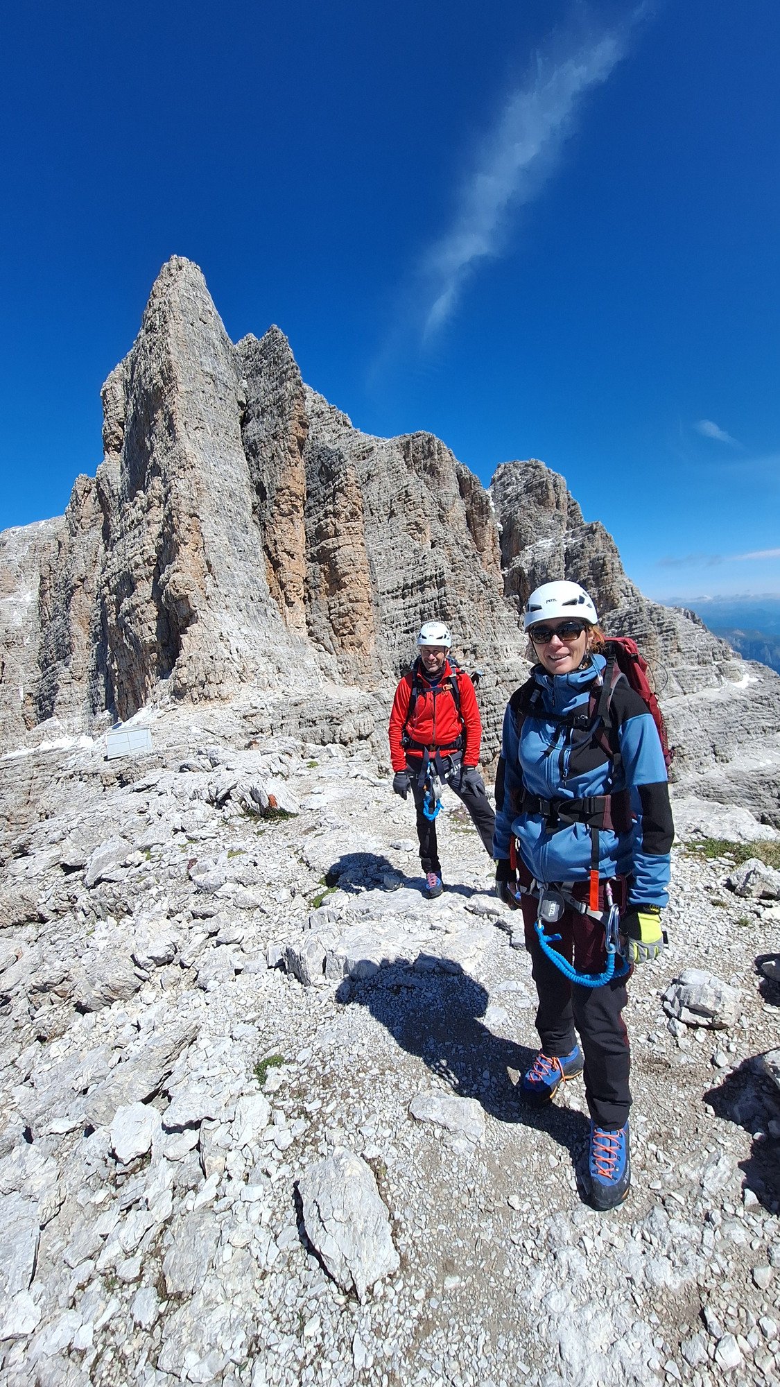 JONES SNOWBOARD Flagship