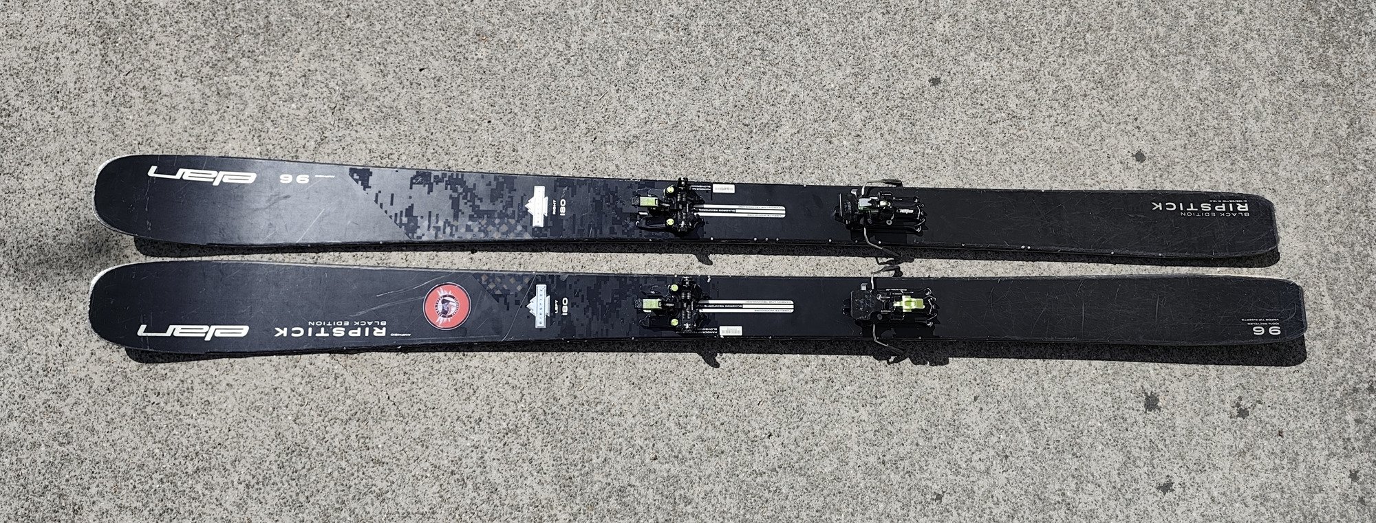 Elan Ripstick 96 Black Edition