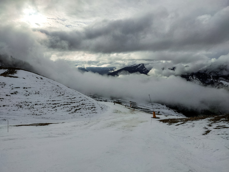 Retour du soleil dans les Aravis, toujours a la limite.