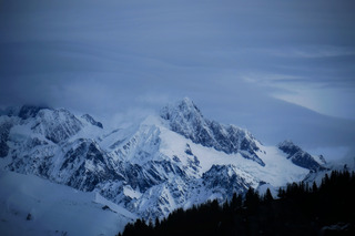 La vie se divise en deux cat&eacute;gories...