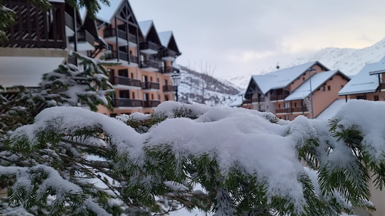 Chutes de neige à Valmeinier