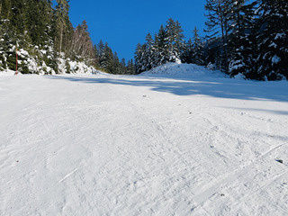 Pas trop mal au dessus de 1500m, très limite en dessous