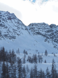 Exploration au col de Serena, pas de neige fraiche mais que du smile!
