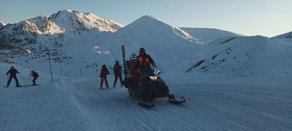 Soleil, bonne neige, peu de monde et même un tour de motoneige joëring